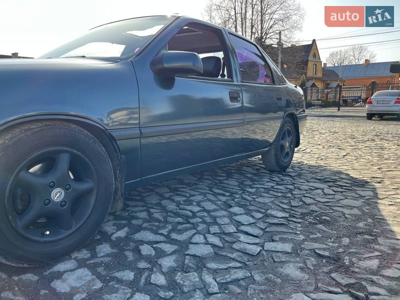 Седан Opel Vectra 1994 в Луцке