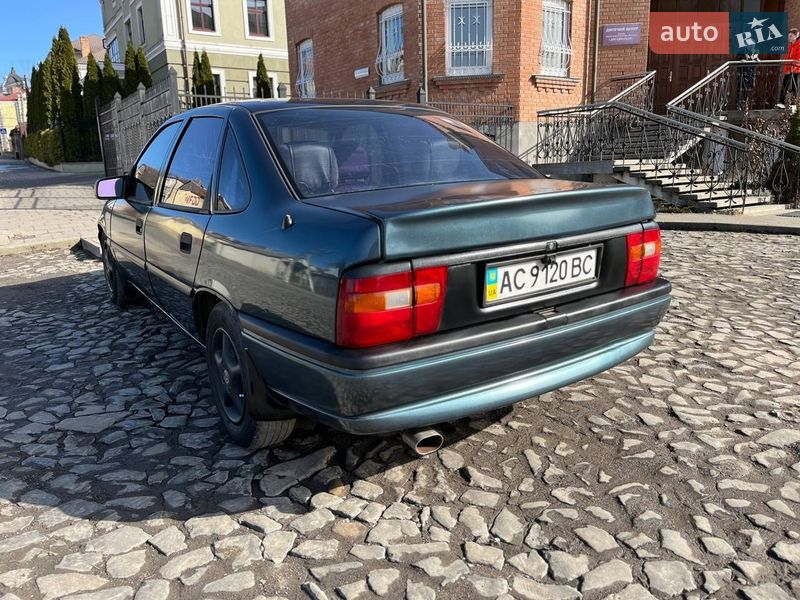 Седан Opel Vectra 1994 в Луцке