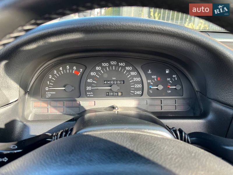 Седан Opel Vectra 1994 в Луцке