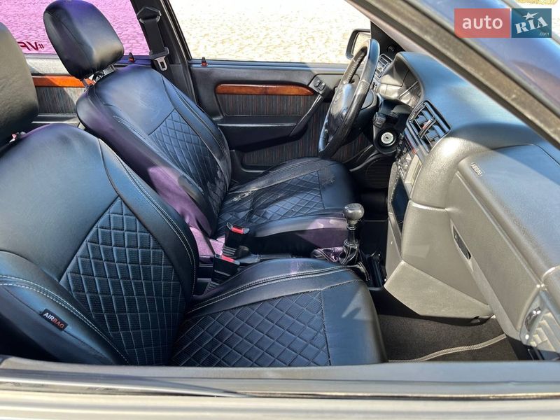 Седан Opel Vectra 1994 в Луцке