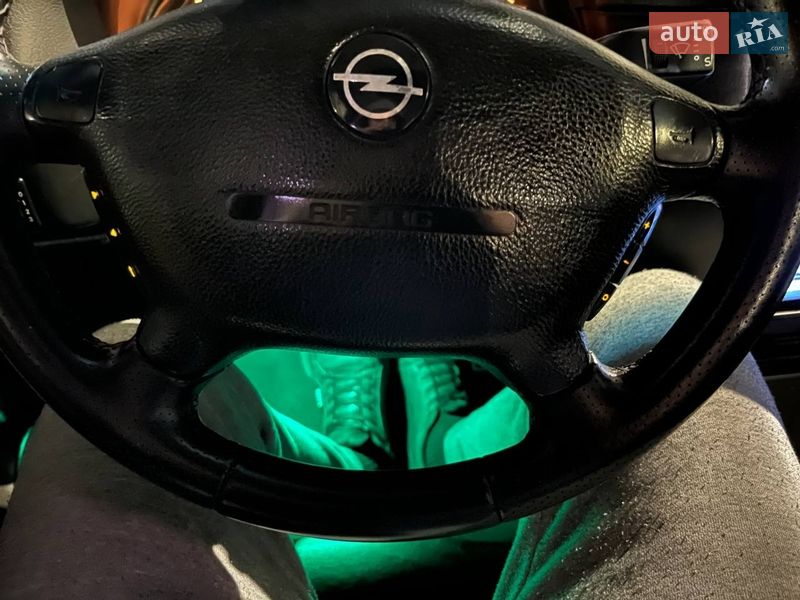 Седан Opel Vectra 1994 в Луцке