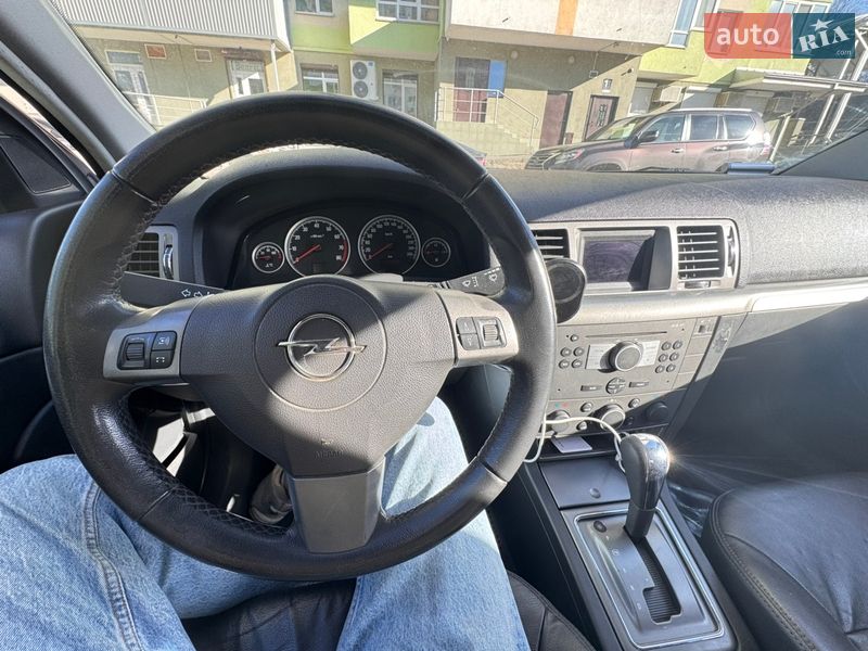 Седан Opel Vectra 2008 в Киеве