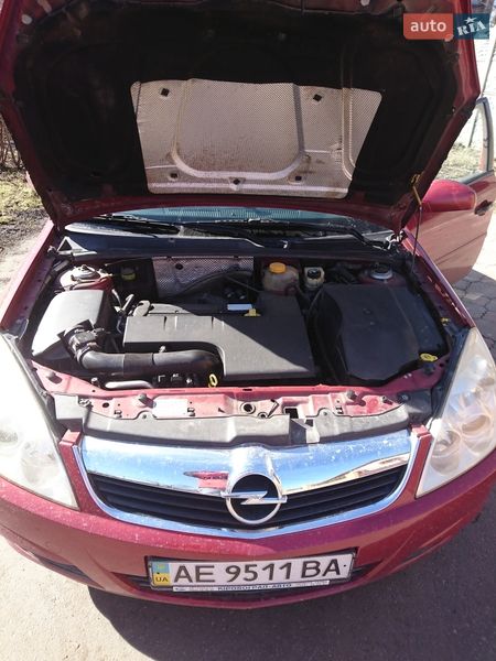 Седан Opel Vectra 2006 в Желтых Водах