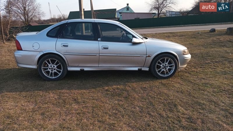 Седан Opel Vectra 2001 в Горохові