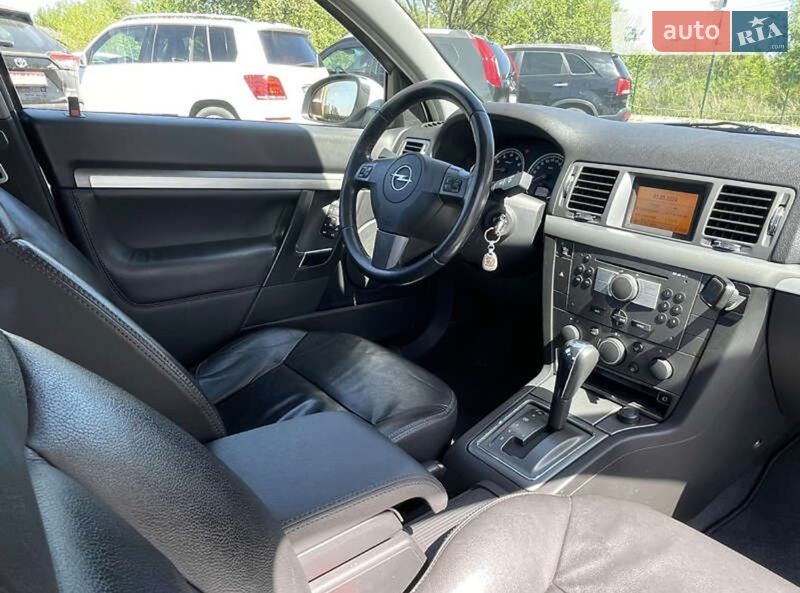 Седан Opel Vectra 2008 в Киеве