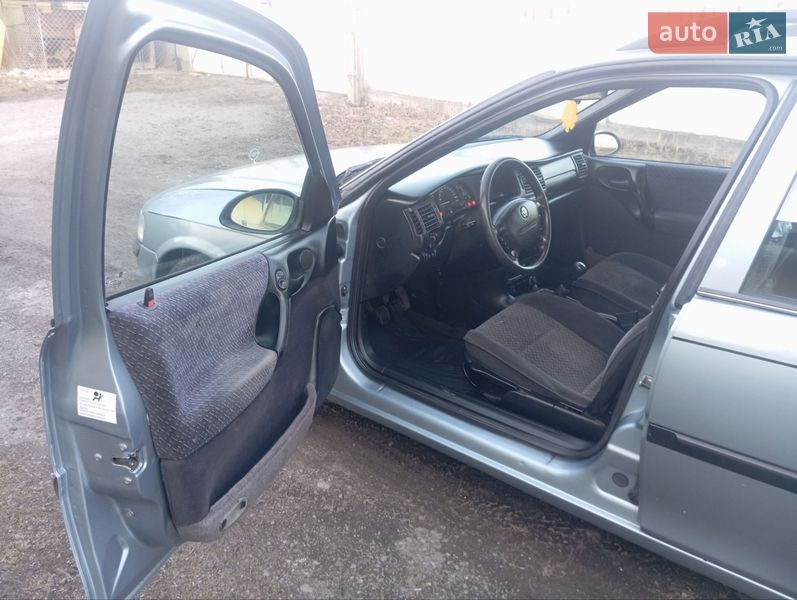 Универсал Opel Vectra 1996 в Дубно