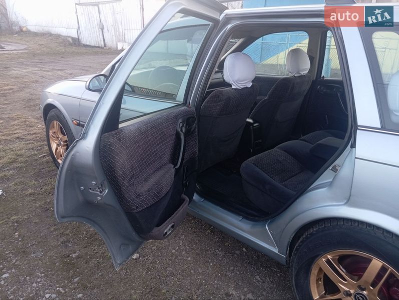 Универсал Opel Vectra 1996 в Дубно
