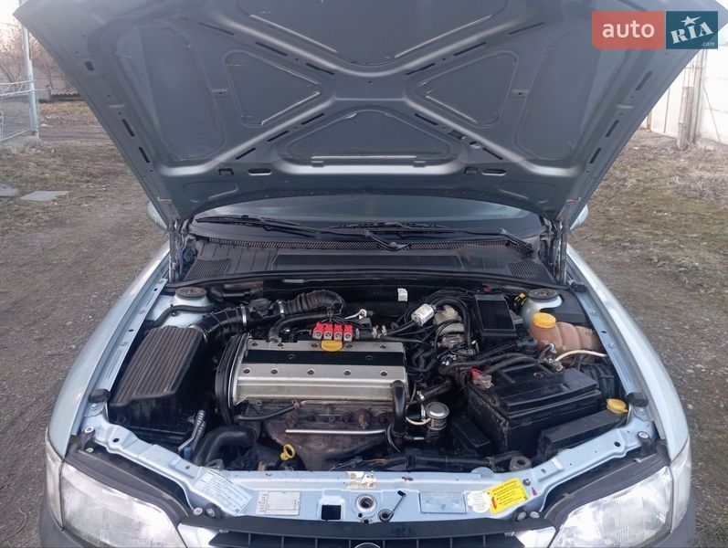 Универсал Opel Vectra 1996 в Дубно