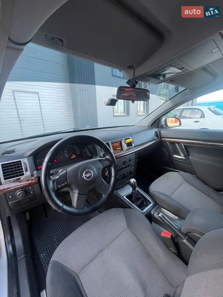 Седан Opel Vectra 2002 в Білій Церкві