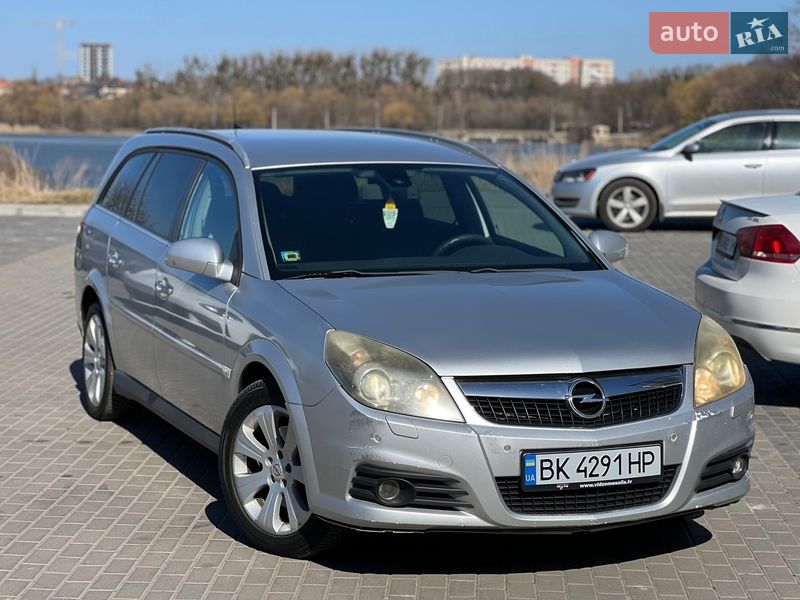 Універсал Opel Vectra 2008 в Рівному