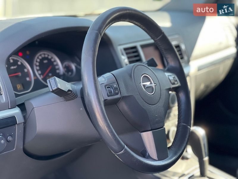 Універсал Opel Vectra 2008 в Рівному