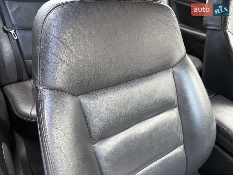 Седан Opel Vectra 2005 в Ровно