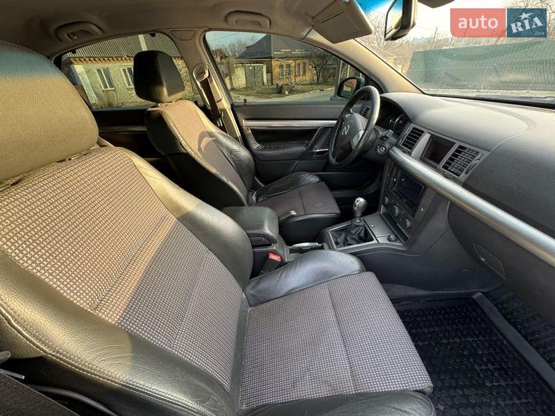 Седан Opel Vectra 2003 в Кропивницком