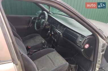 Седан Opel Vectra 1998 в Виннице