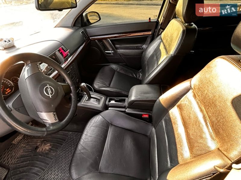 Седан Opel Vectra 2004 в Буче фото 12 Седан Opel Vectra 2004 в Буче