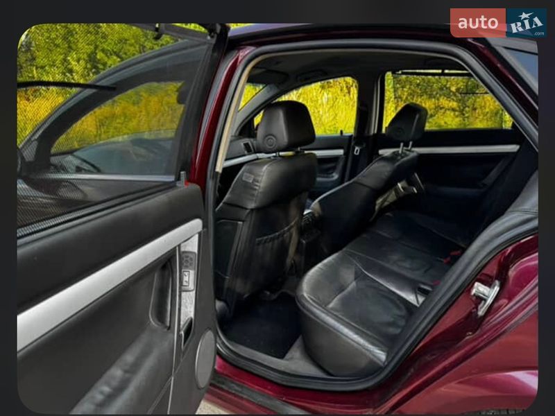 Седан Opel Vectra 2003 в Софиевской Борщаговке