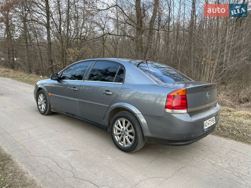Седан Opel Vectra 2002 в Калинівці