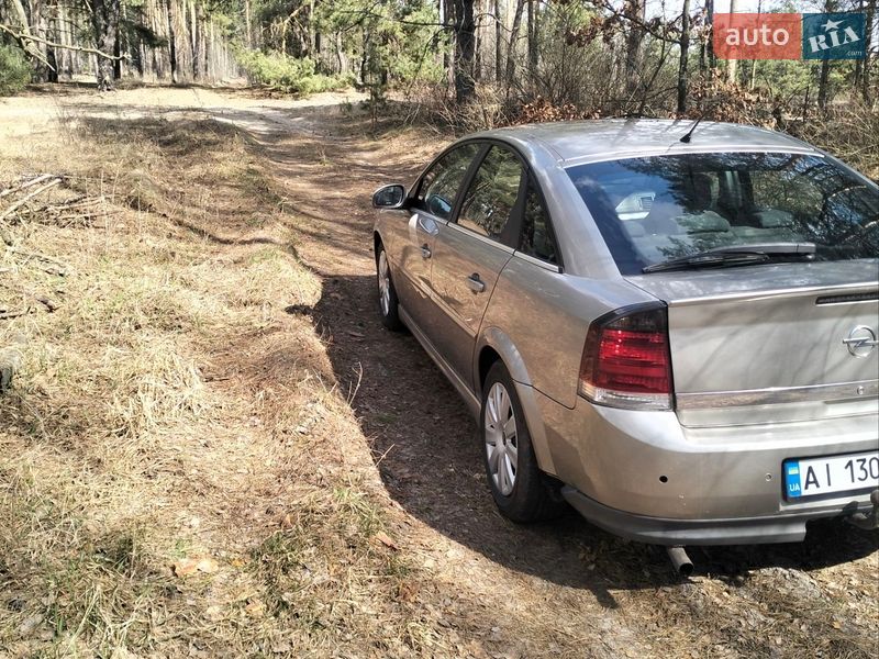 Лифтбек Opel Vectra 2003 в Киеве
