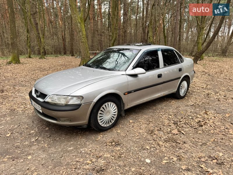 Седан Opel Vectra 1996 в Львові фото 4 Седан Opel Vectra 1996 в Львові