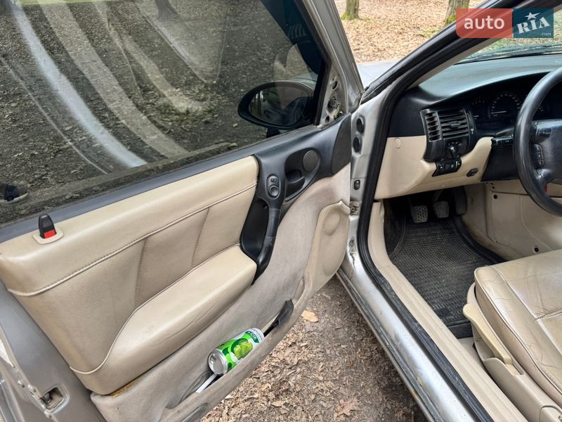 Седан Opel Vectra 1996 в Львові фото 15 Седан Opel Vectra 1996 в Львові