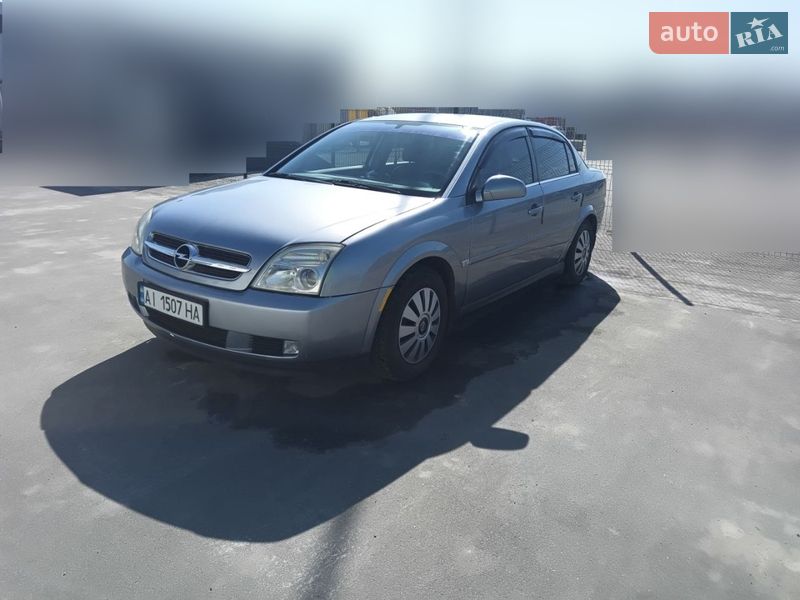 Седан Opel Vectra 2004 в Киеве
