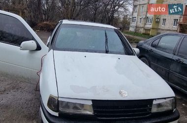 Седан Opel Vectra 1990 в Калуші