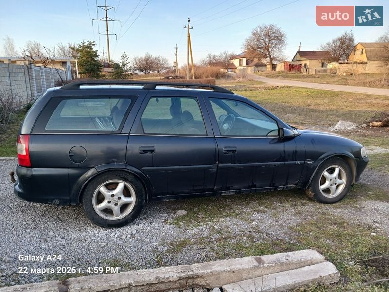 Універсал Opel Vectra 1997 в Кам'янському