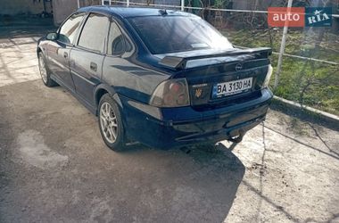 Седан Opel Vectra 1998 в Благовіщенську