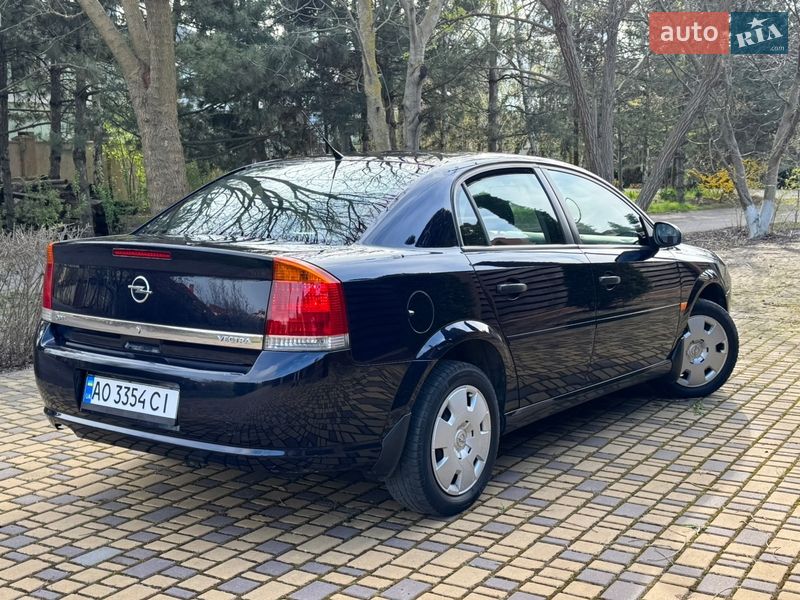 Седан Opel Vectra 2005 в Одесі