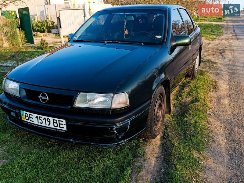 Седан Opel Vectra 1995 в Березанці
