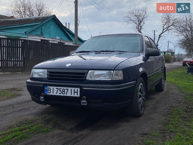Седан Opel Vectra 1992 в Миргороде фото Седан Opel Vectra 1992 в Миргороде
