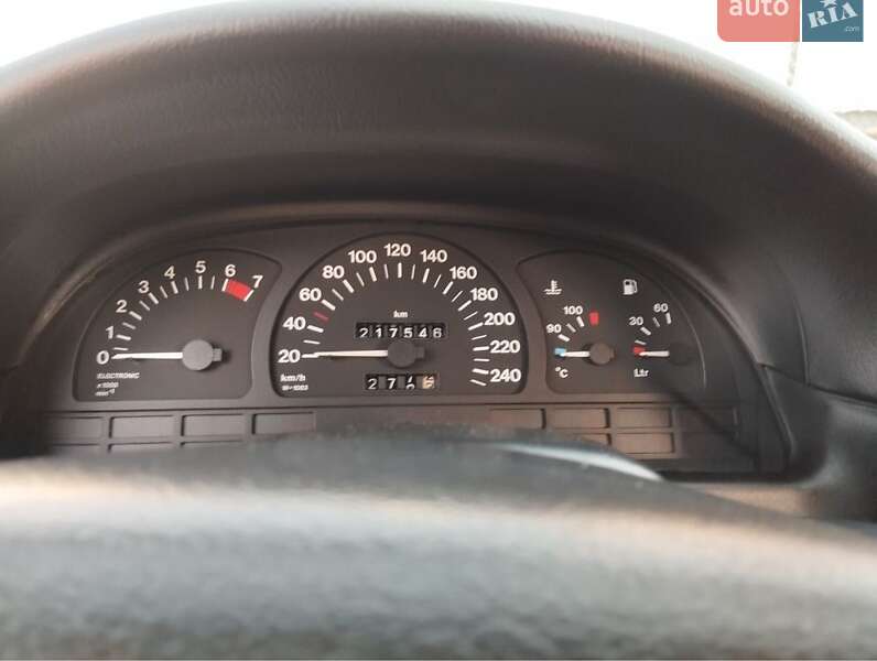Універсал Opel Vectra 1995 в Львові
