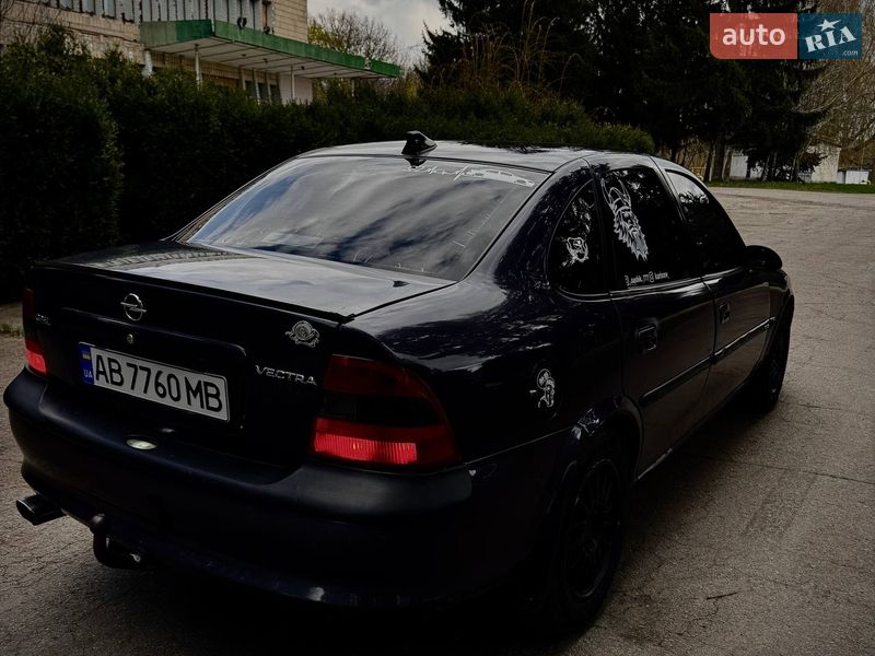 Седан Opel Vectra 1997 в Христиновке