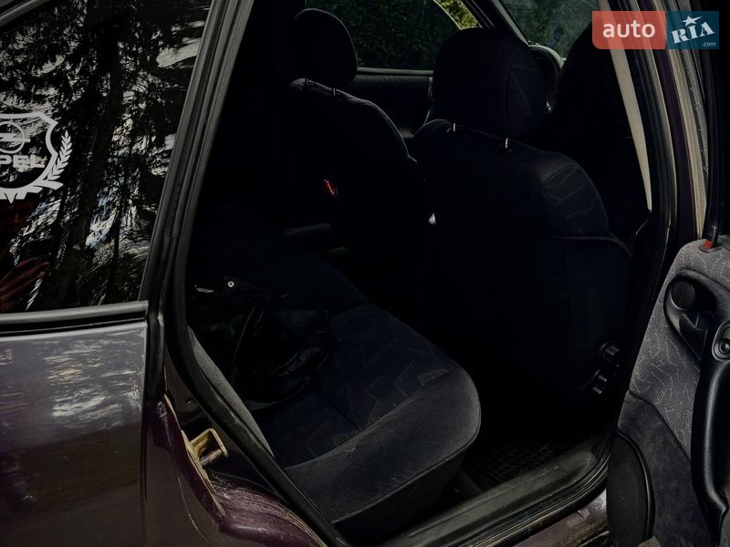 Седан Opel Vectra 1997 в Христиновке