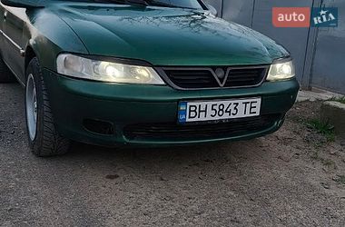 Седан Opel Vectra 1996 в Татарбунарах