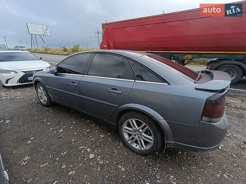 Лифтбек Opel Vectra 2003 в Одессе