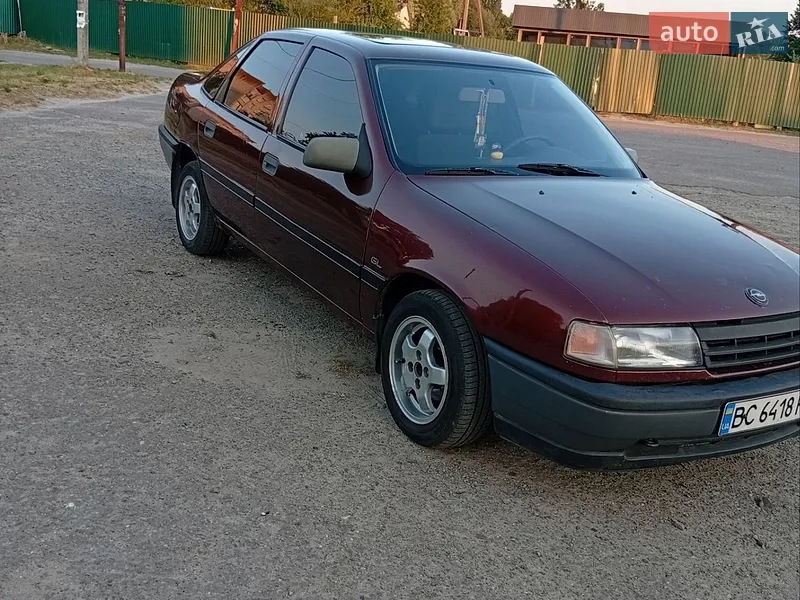 Opel Vectra 1991 VIN W0L000087M5048904 фото оголошення 5 з 44