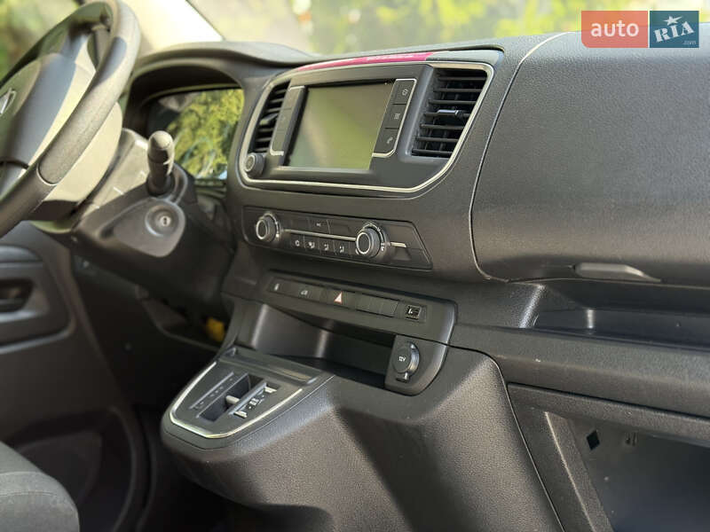 Вантажний фургон Opel Vivaro-e 2023 в Тернополі