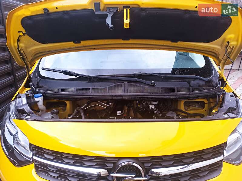 Грузовой фургон Opel Vivaro-e 2021 в Дубно