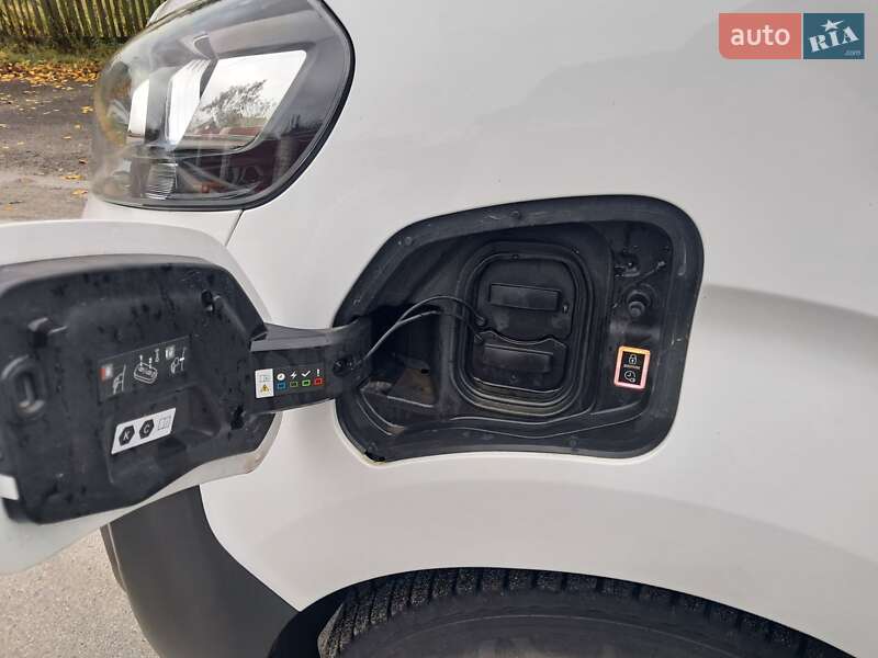 Мінівен Opel Vivaro-e 2022 в Житомирі фото 9 Мінівен Opel Vivaro-e 2022 в Житомирі
