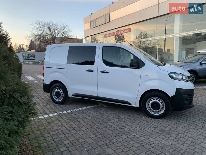 Микроавтобус грузовой (до 3,5т) Opel Vivaro-e 2022 в Ровно фото 8 Микроавтобус грузовой (до 3,5т) Opel Vivaro-e 2022 в Ровно