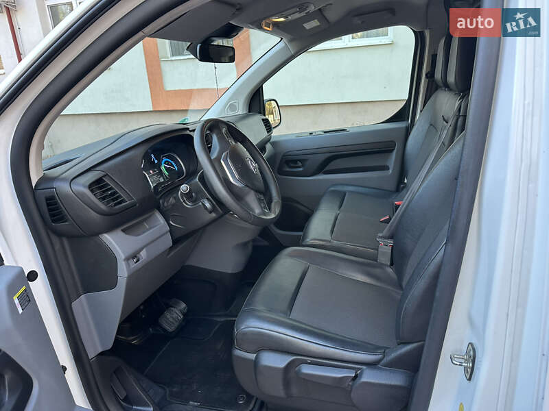 Микроавтобус грузовой (до 3,5т) Opel Vivaro-e 2021 в Львове фото 9 Микроавтобус грузовой (до 3,5т) Opel Vivaro-e 2021 в Львове