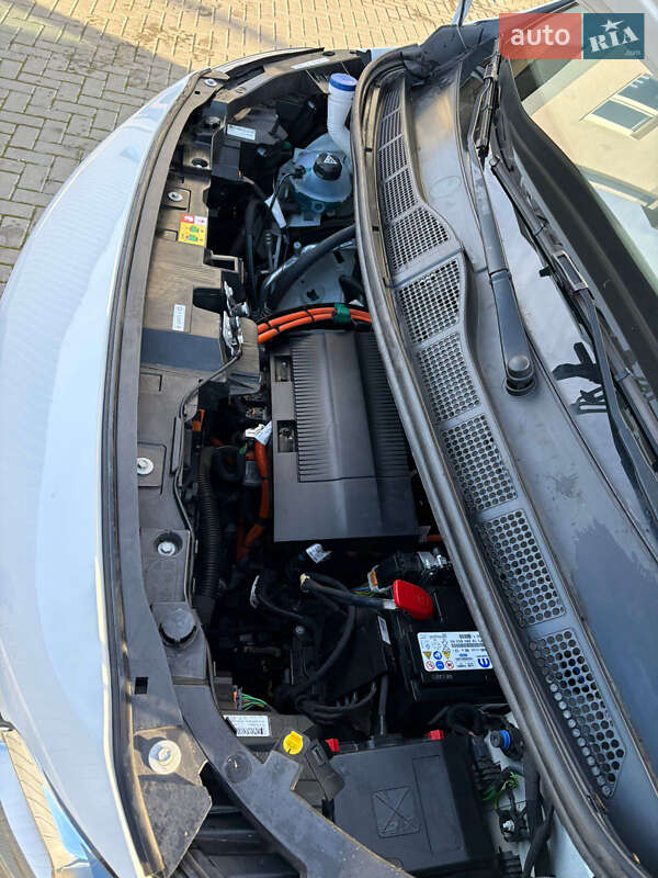 Минивэн Opel Vivaro-e 2023 в Ровно