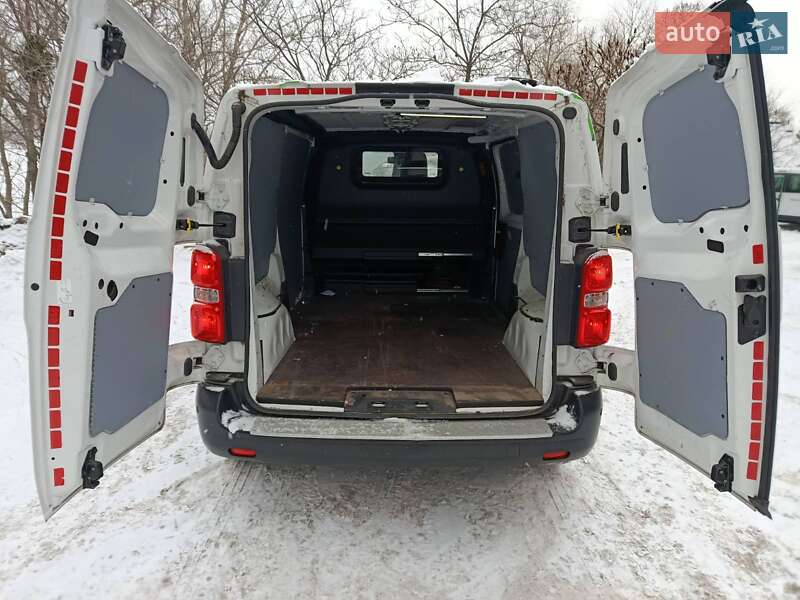 Грузовой фургон Opel Vivaro-e 2021 в Киеве