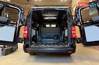 Вантажний фургон Opel Vivaro-e 2021 в Житомирі