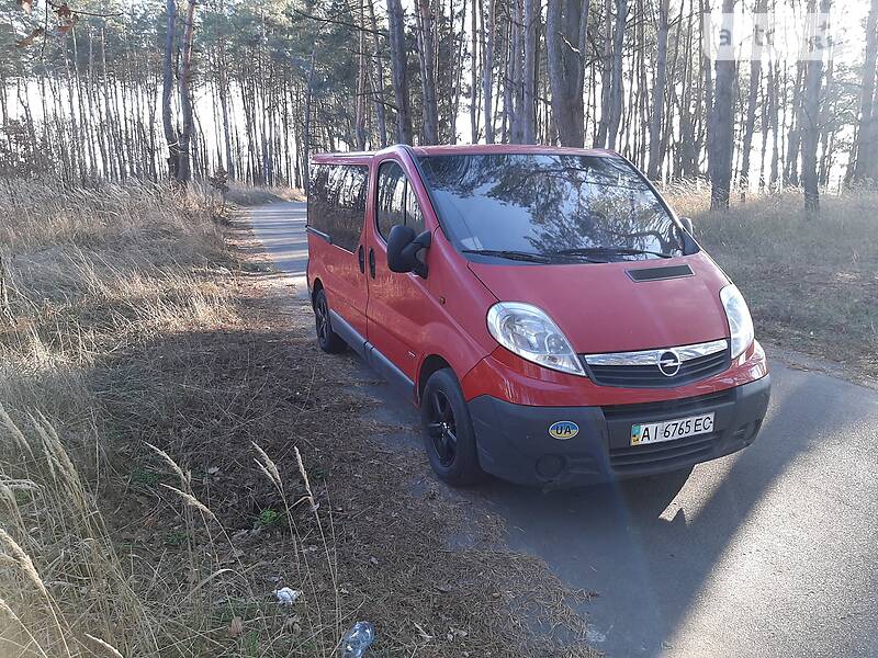 Opel vivaro пассажирский