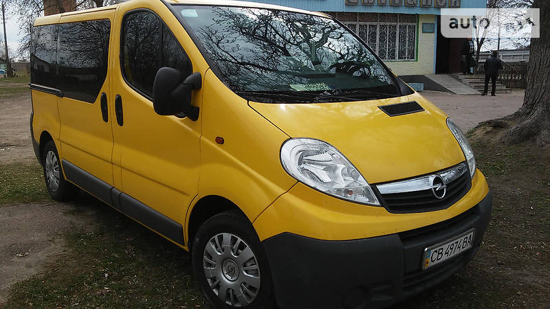 Минивэн Opel Vivaro 2007 в Городне