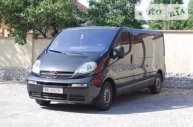 Минивэн Opel Vivaro 2005 в Остроге