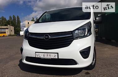 Минивэн Opel Vivaro 2015 в Ровно