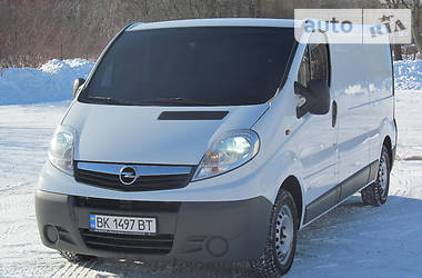 Грузопассажирский фургон Opel Vivaro 2013 в Ровно